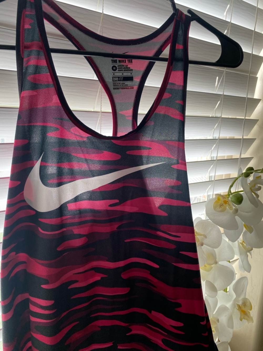 💥Sold!!! Nike Pink & Black Camo Racerback Tank